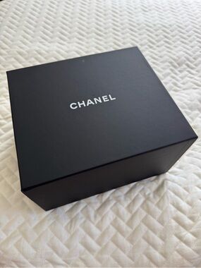 Chanel Authentic EMPTY Storage Gift Small Box